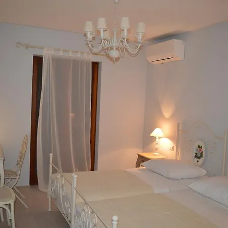 Salvia 4 Stars Apartman Porec