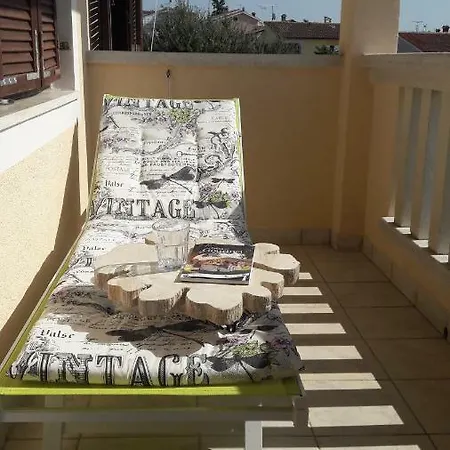 Salvia 4 Stars Apartman